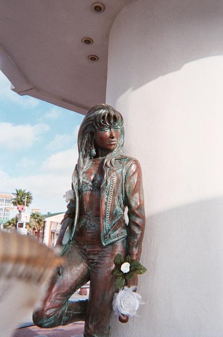 Statue at the Mirador