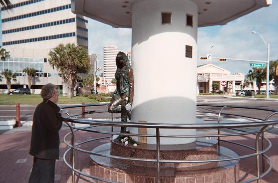 Bernie at the Mirador